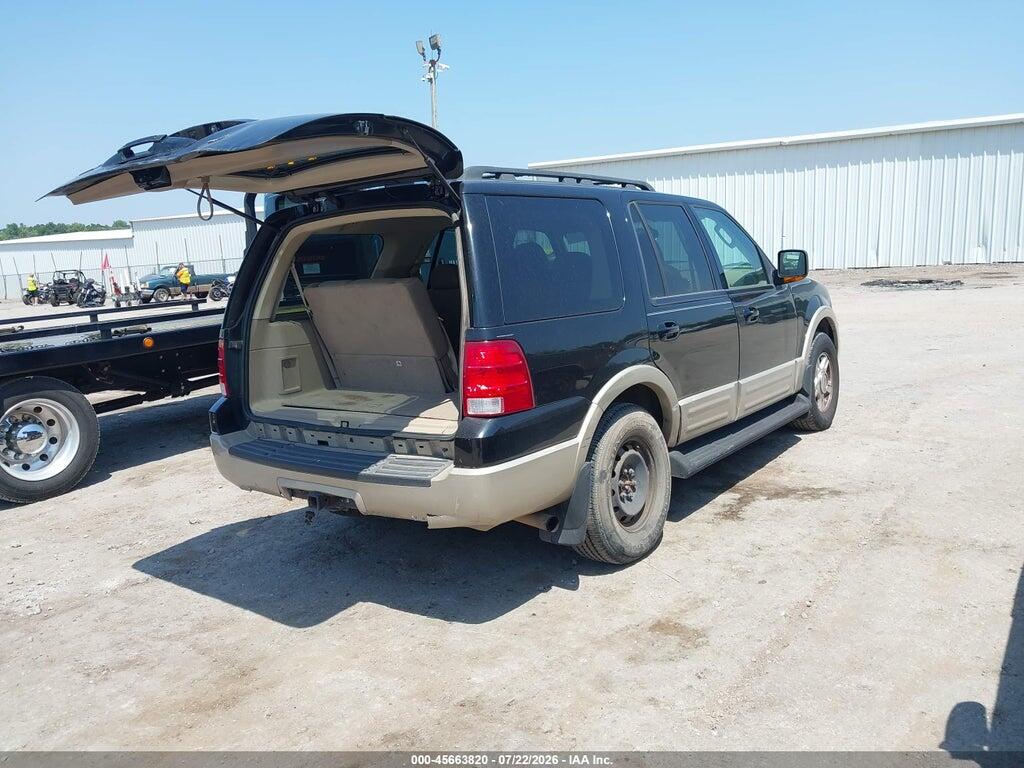 1FMPU18545LA69476 2005 FORD EXPEDITION photo no. 4