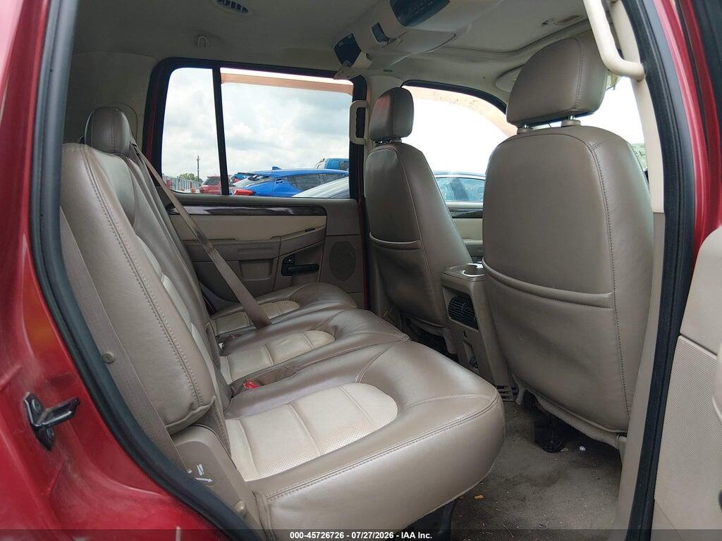 1FMDU74W85UB88467 2005 FORD EXPLORER photo no. 8