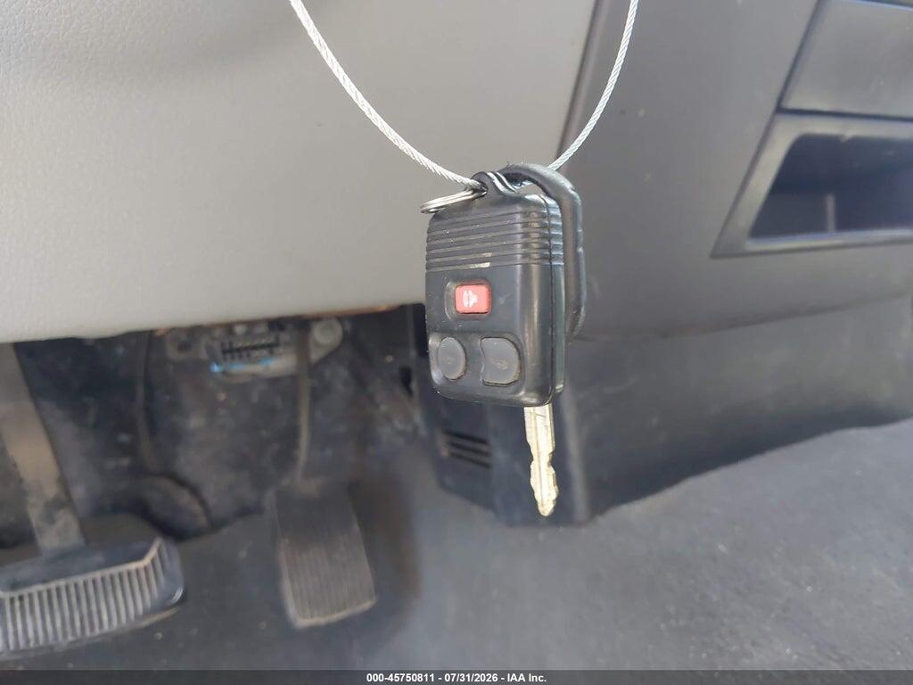 1FTVX125X5NC01916 2005 FORD F-150 photo no. 11