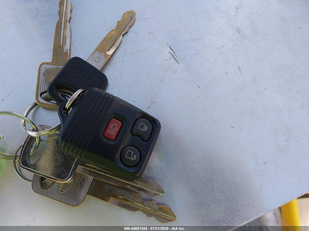1FTSW21P35EB68417 2005 FORD F-250 photo no. 11