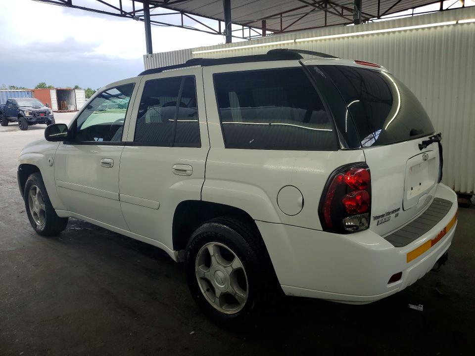 1GNDT13S262206971 2006 CHEVROLET TRAILBLAZER photo no. 2