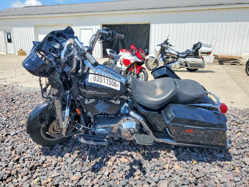 2006 HARLEY-DAVIDSON FLHXI — Фото 3 из 8