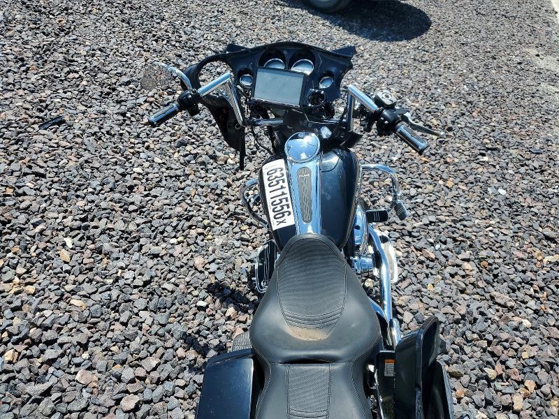 2006 HARLEY-DAVIDSON FLHXI — Фото 6 из 8