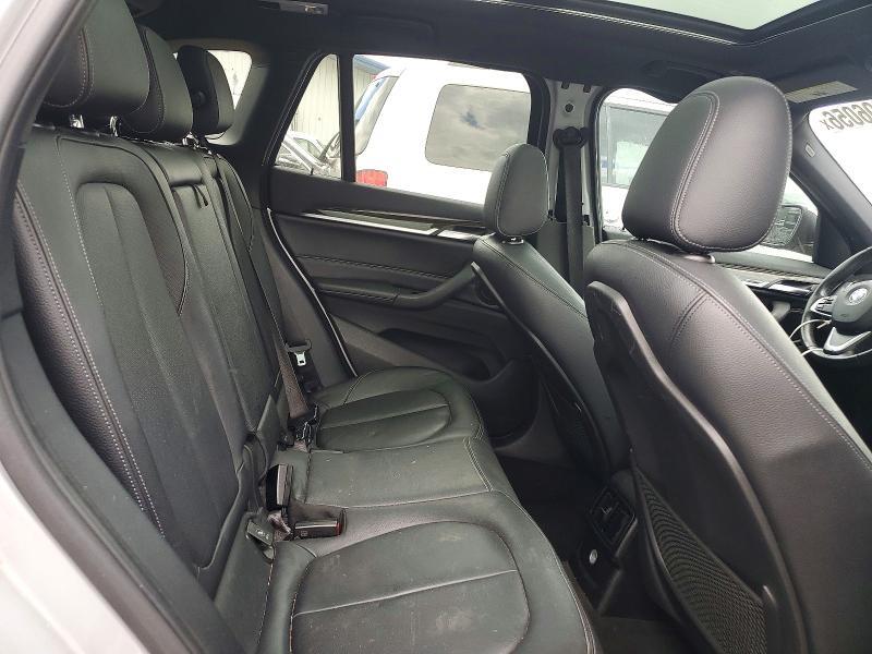 2016 BMW X1 XDRIVE28I — Фото 11 из 14