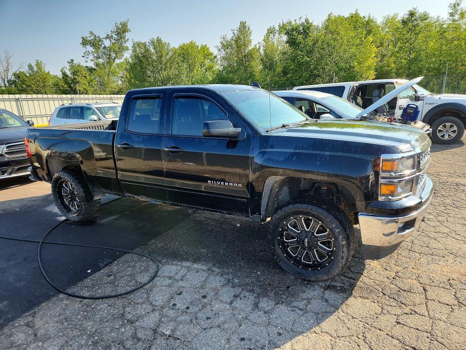 2015 CHEVROLET SILVERADO K1500 LT — Фото 4 из 12