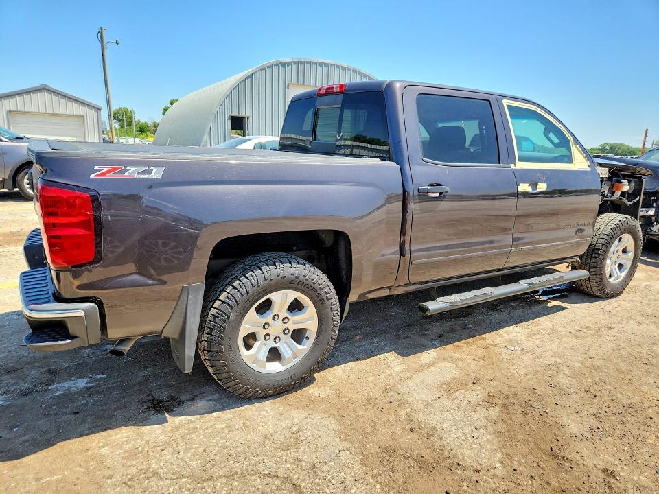 2015 CHEVROLET SILVERADO K1500 LT — Фото 3 из 13