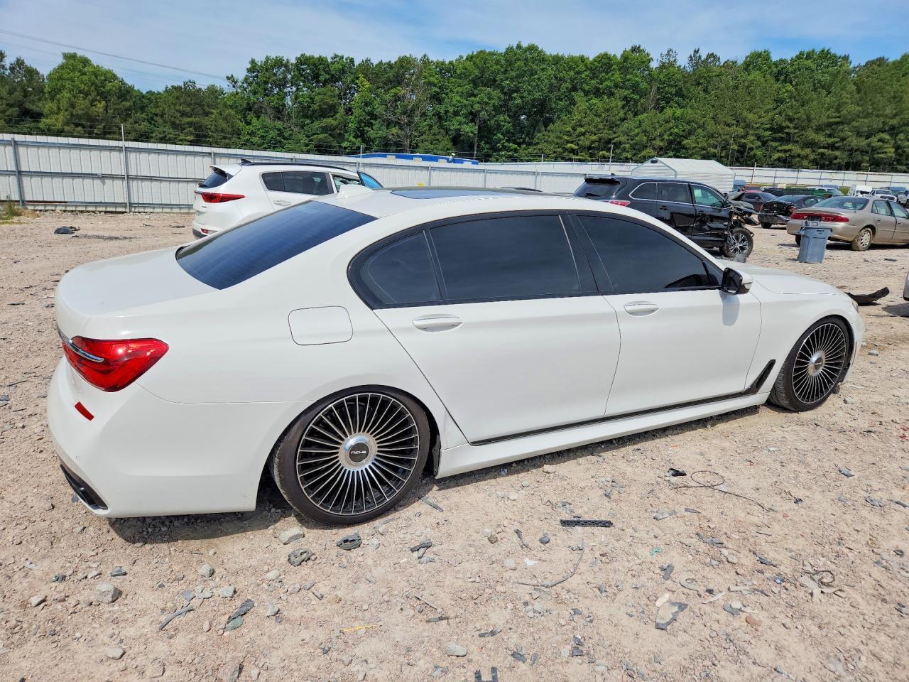 2016 BMW 740 I — Фото 3 из 12