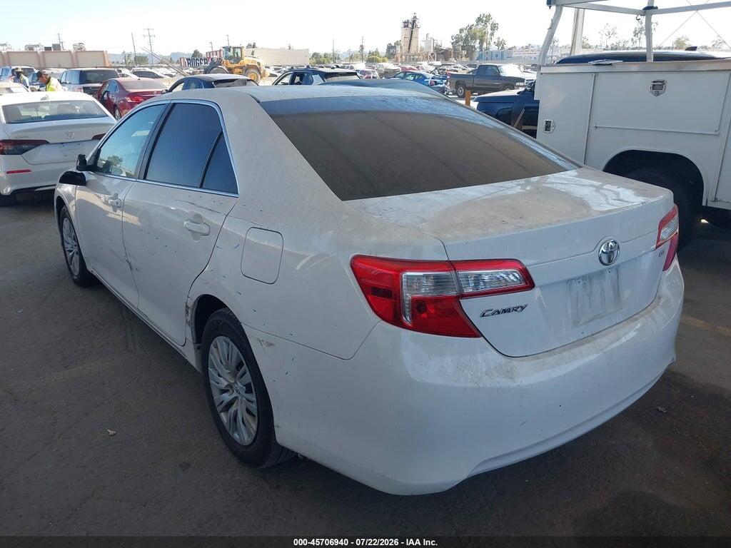 4T1BF1FK2CU560200 2012 TOYOTA CAMRY photo no. 3