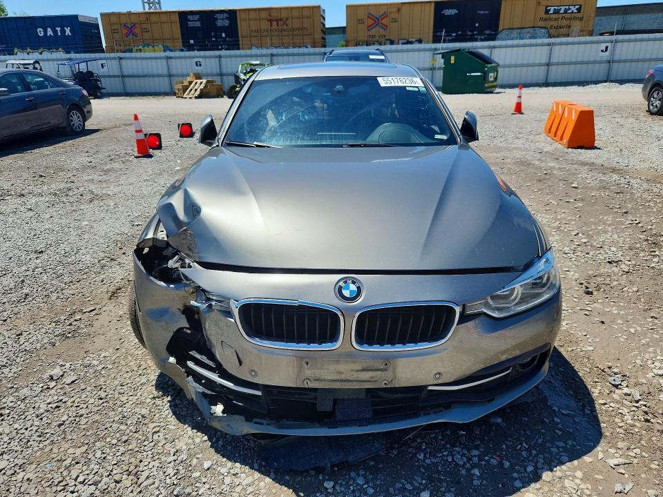 2016 BMW 330E — Фото 5 из 12