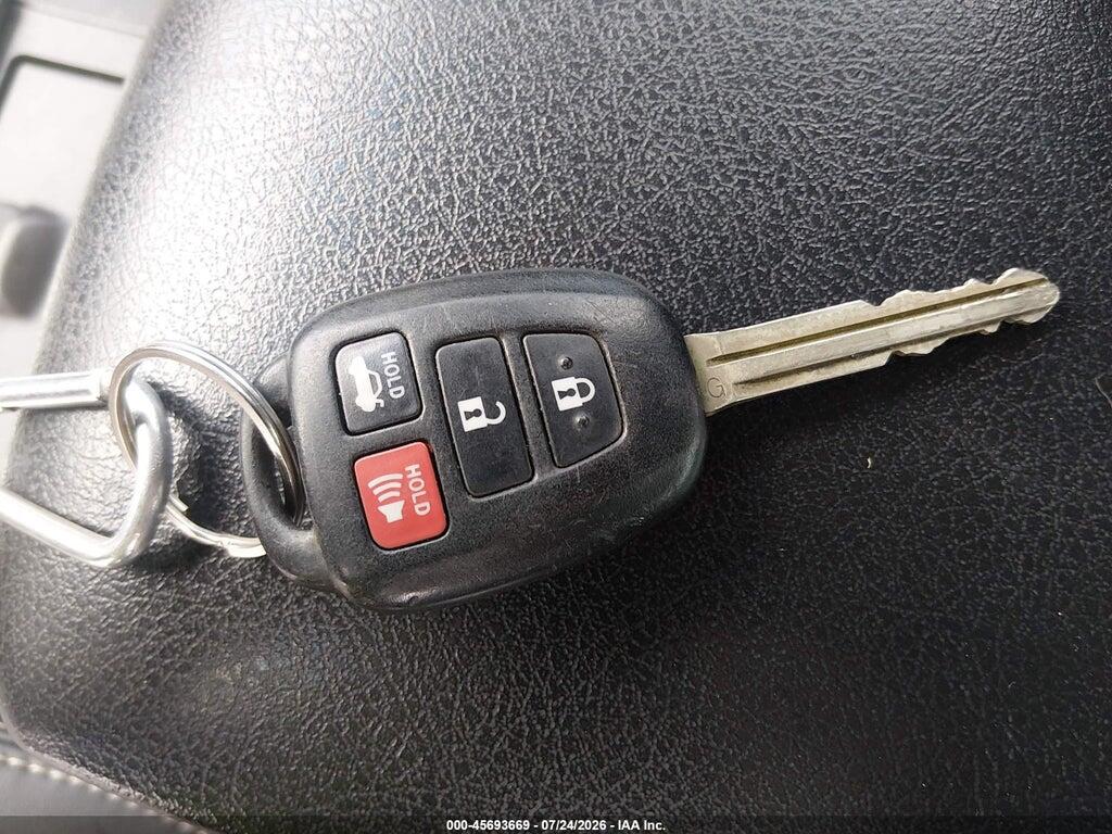 4T1BF1FK8CU506044 2012 TOYOTA CAMRY photo no. 11