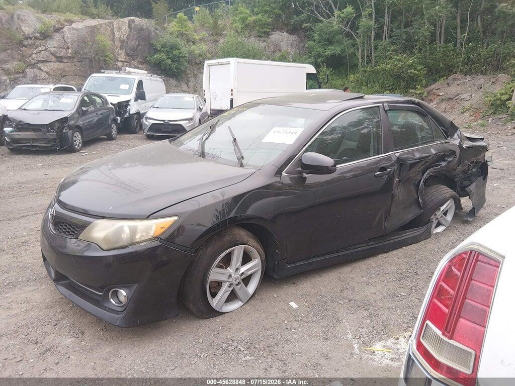 4T1BF1FK1CU577120 2012 TOYOTA CAMRY photo no. 2
