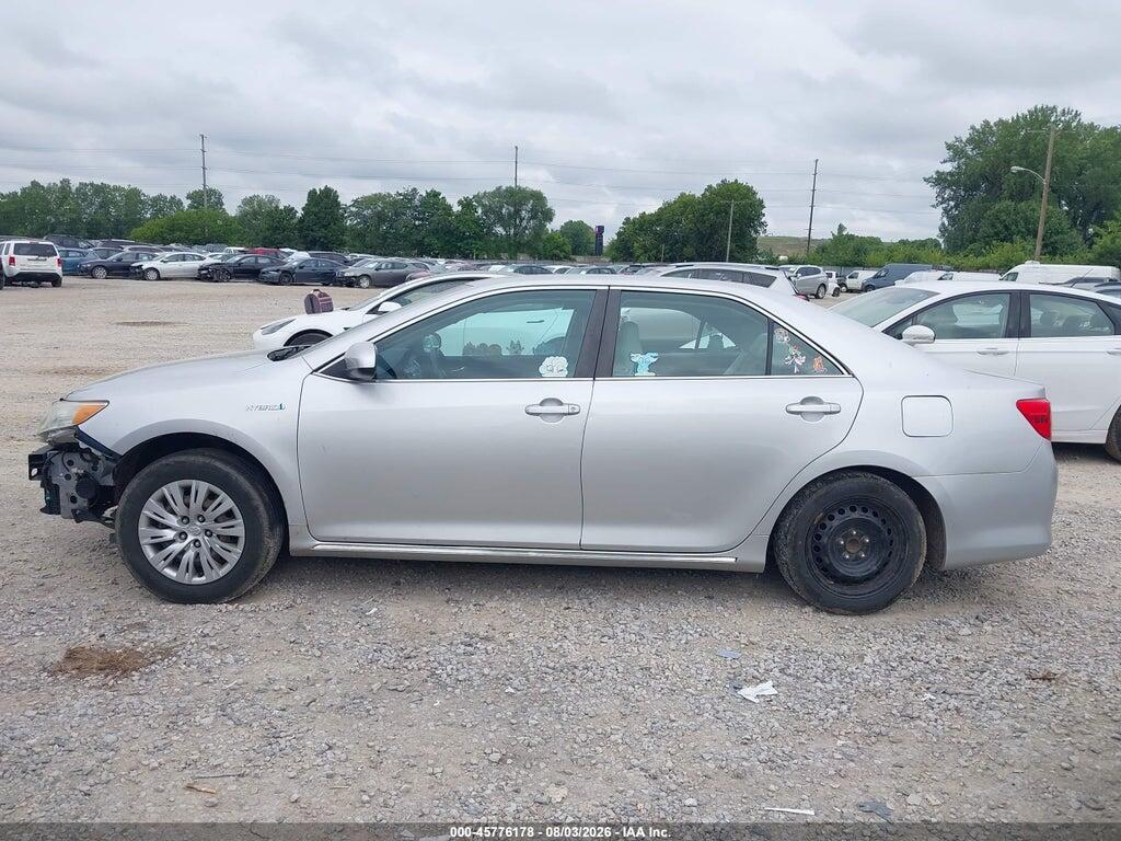 2012 TOYOTA CAMRY HYBRID LE — Фото 15 из 16