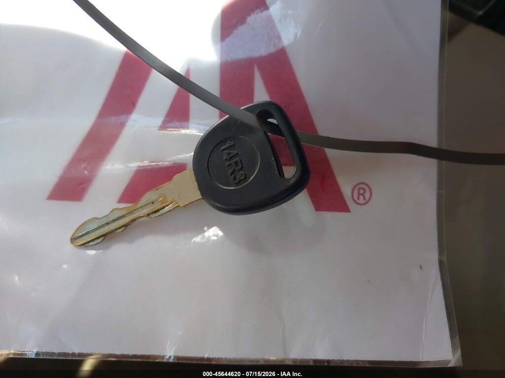 1GTEC19Z65Z331611 2005 GMC SIERRA 1500 photo no. 11