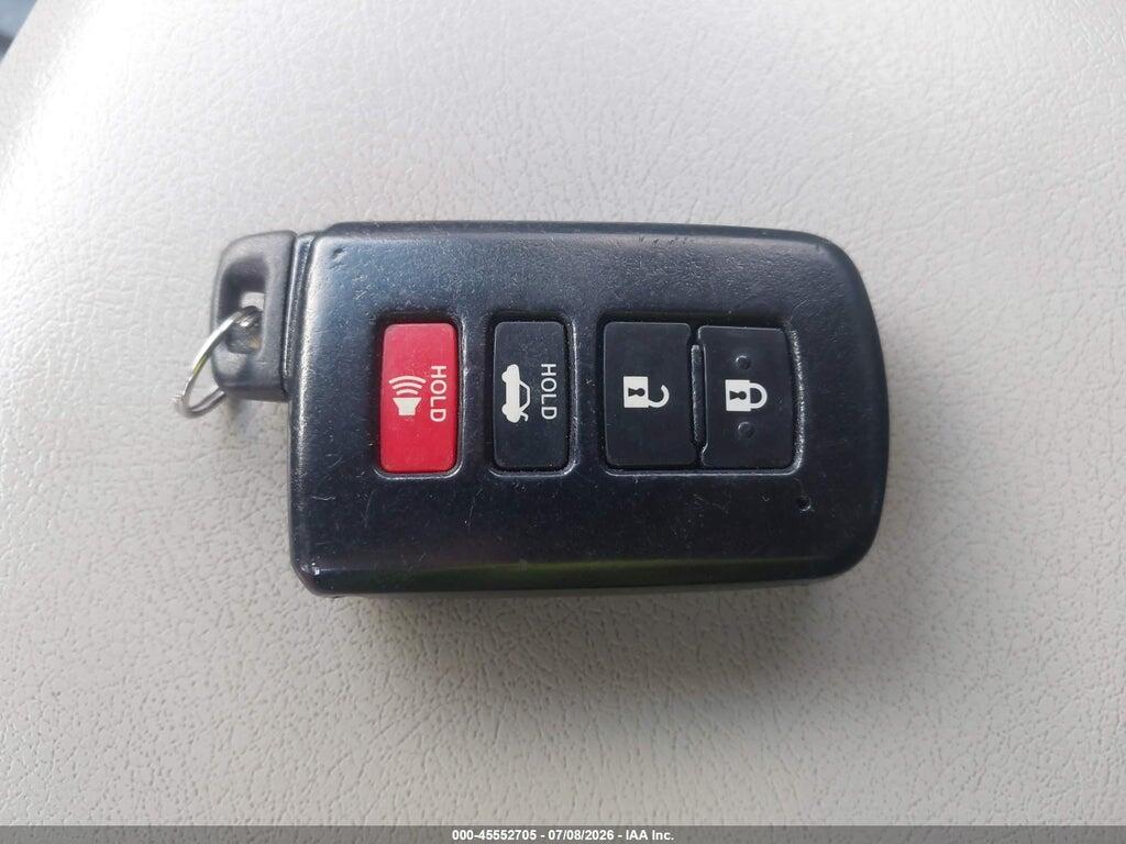 4T1BD1FK2CU059068 2012 TOYOTA CAMRY HYBRID photo no. 11