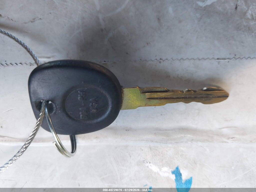 1GTEC19X45Z165572 2005 GMC SIERRA 1500 photo no. 11