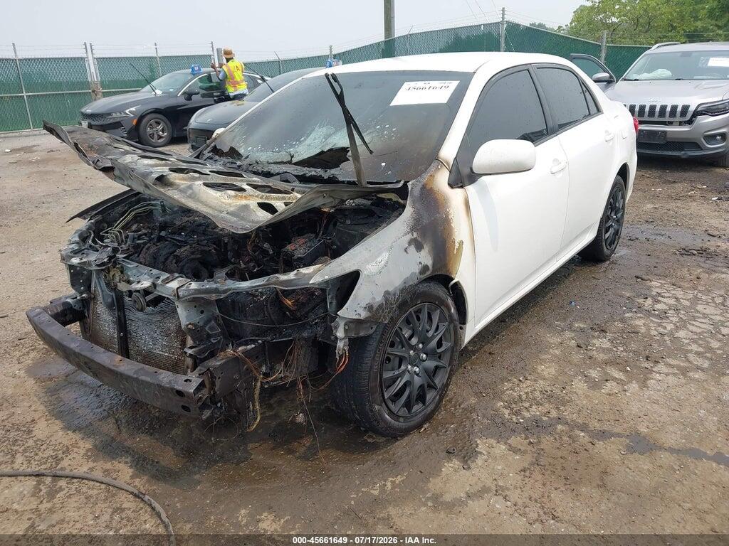 2T1BU4EE6CC843168 2012 TOYOTA COROLLA photo no. 2