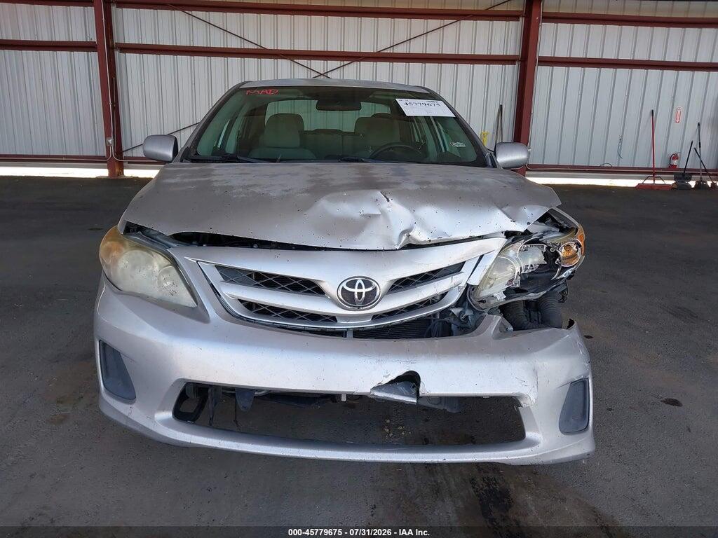 2T1BU4EE8CC825755 2012 TOYOTA COROLLA photo no. 12