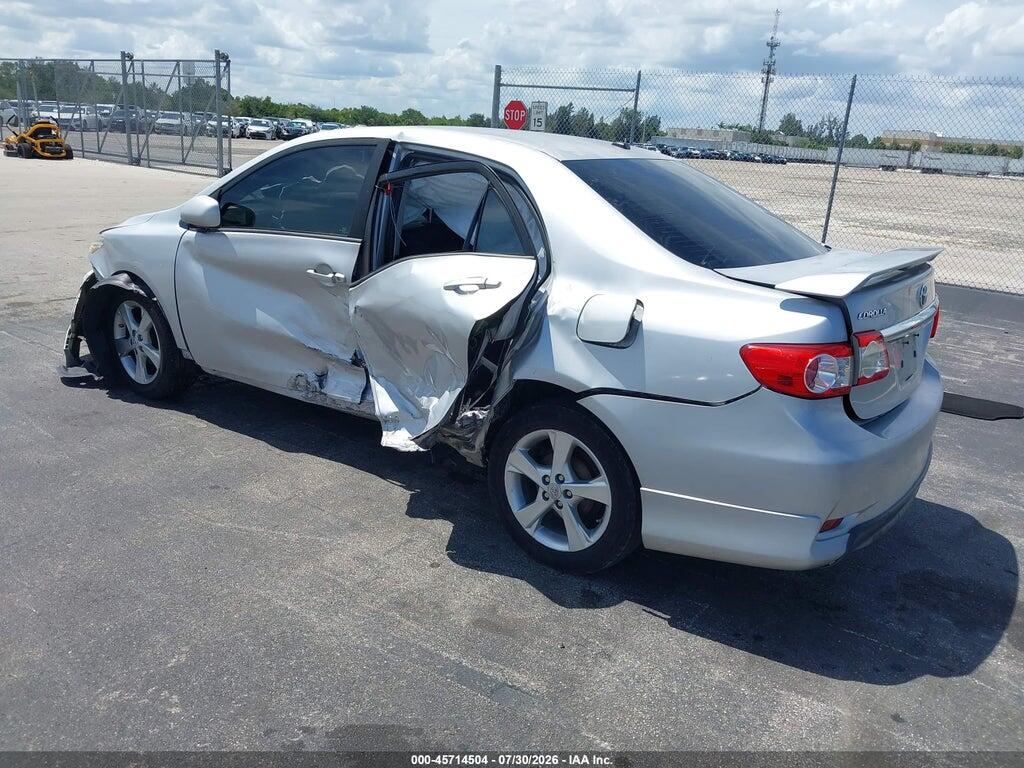 2T1BU4EE4CC865251 2012 TOYOTA COROLLA photo no. 3