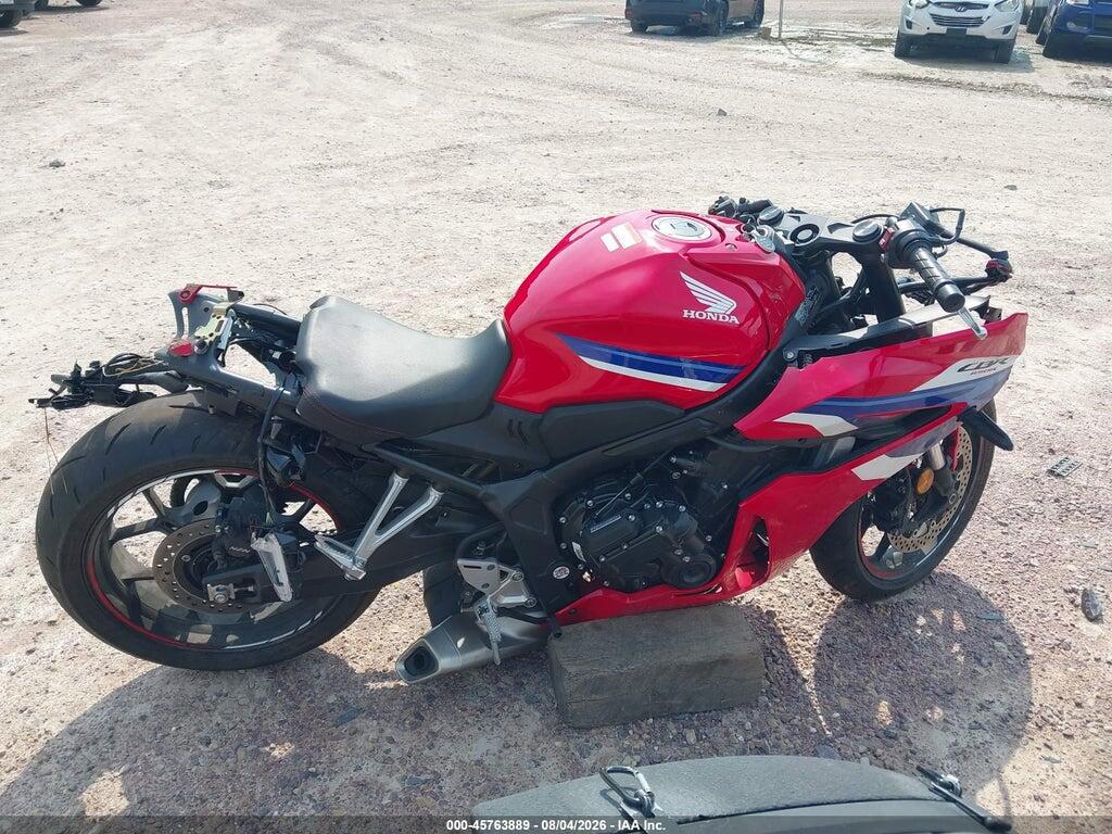 MLHRH1556S5101072 2025 HONDA CBR650 photo no. 12
