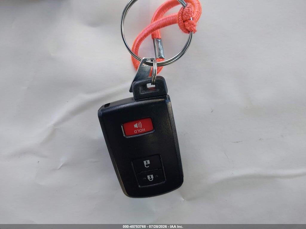 JTDKDTB37C1509880 2012 TOYOTA PRIUS C photo no. 11