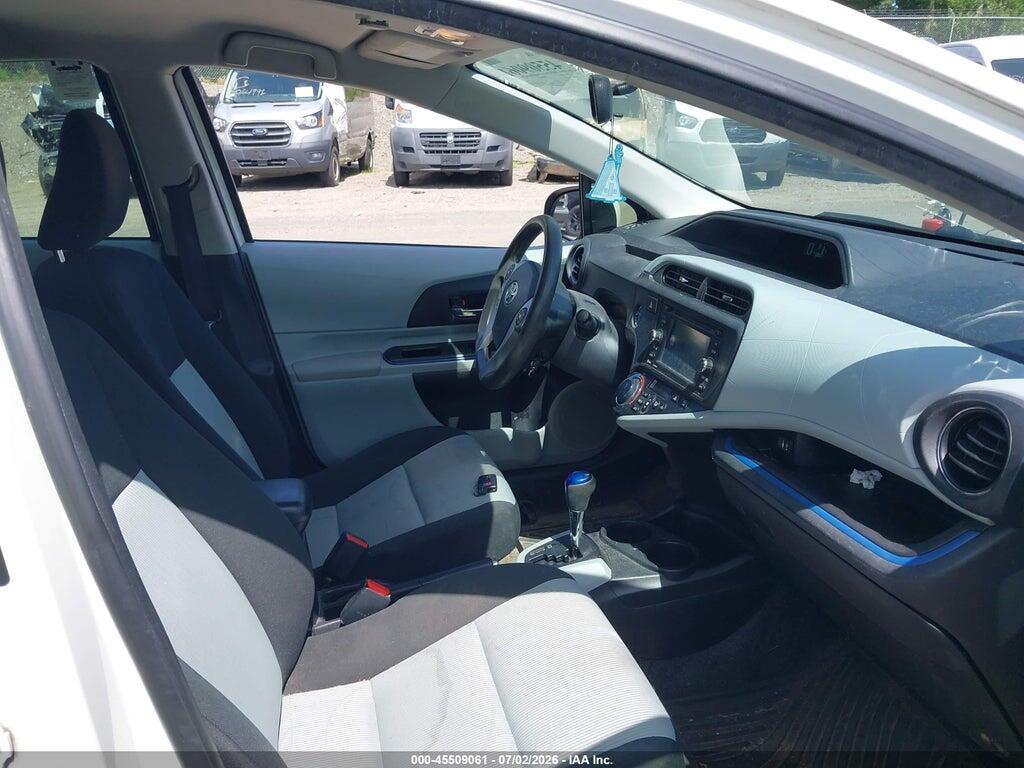 JTDKDTB37C1027975 2012 TOYOTA PRIUS C photo no. 5