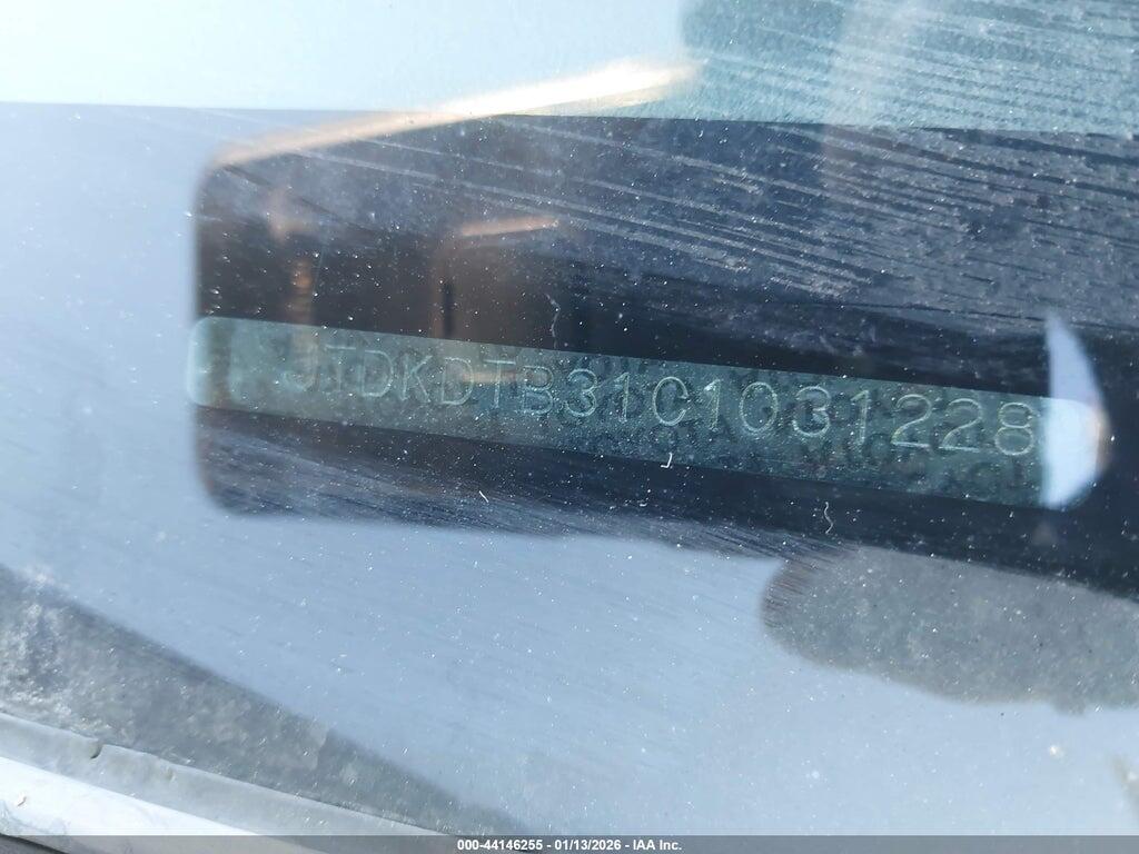 JTDKDTB31C1031228 2012 TOYOTA PRIUS C photo no. 11