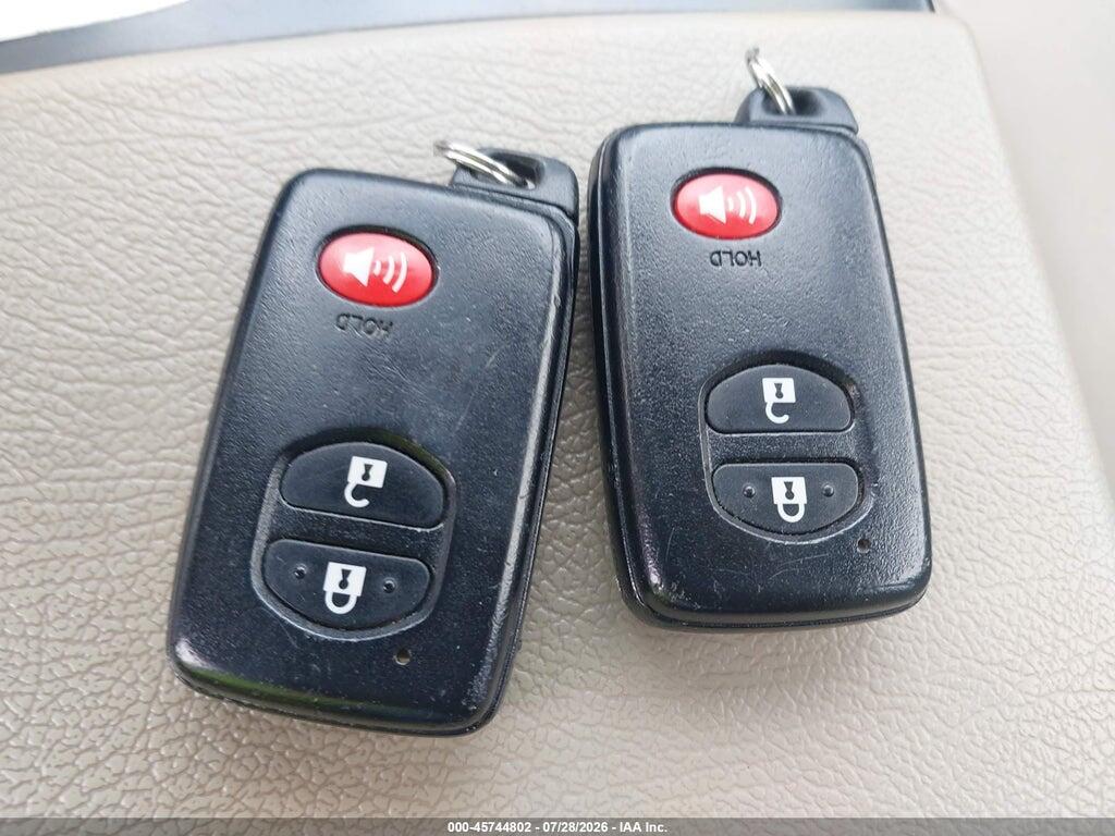 JTDZN3EU0C3146827 2012 TOYOTA PRIUS V photo no. 11