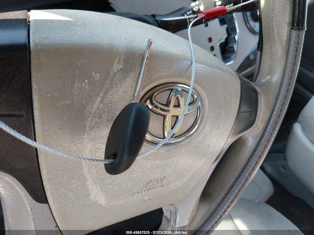 5TDZK3DC0CS256616 2012 TOYOTA SIENNA photo no. 11