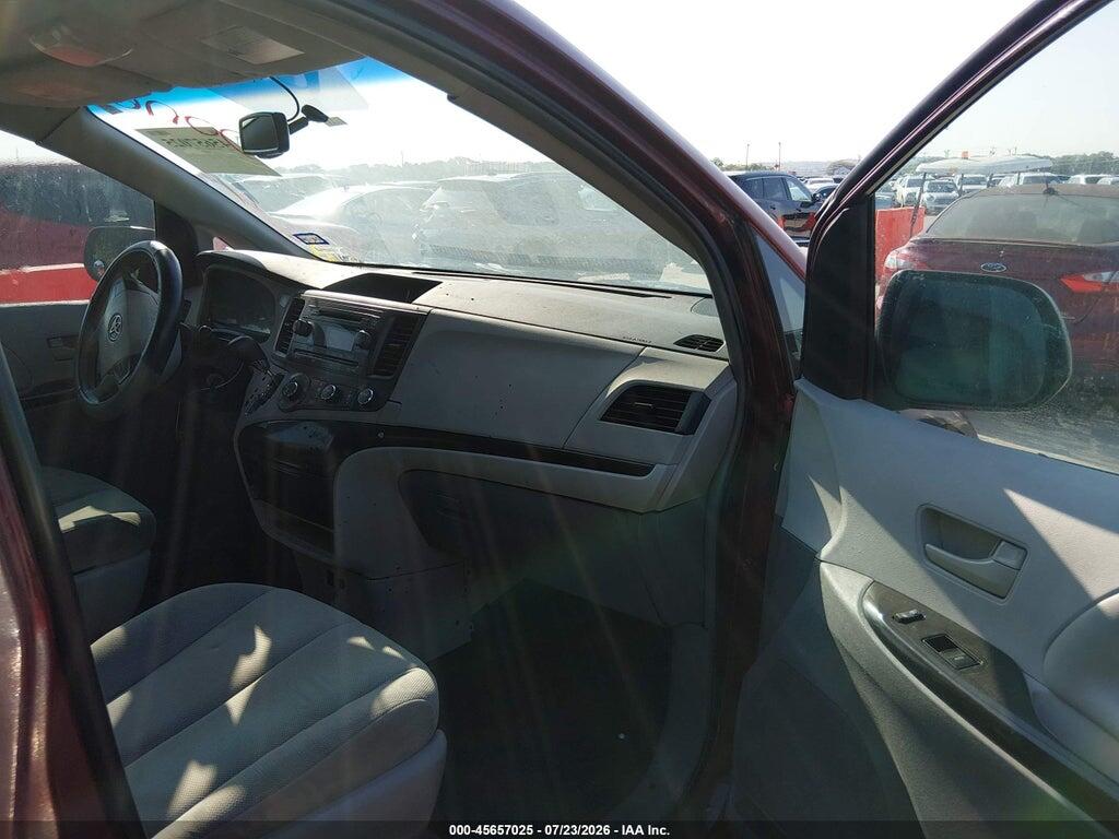 5TDZK3DC0CS256616 2012 TOYOTA SIENNA photo no. 5