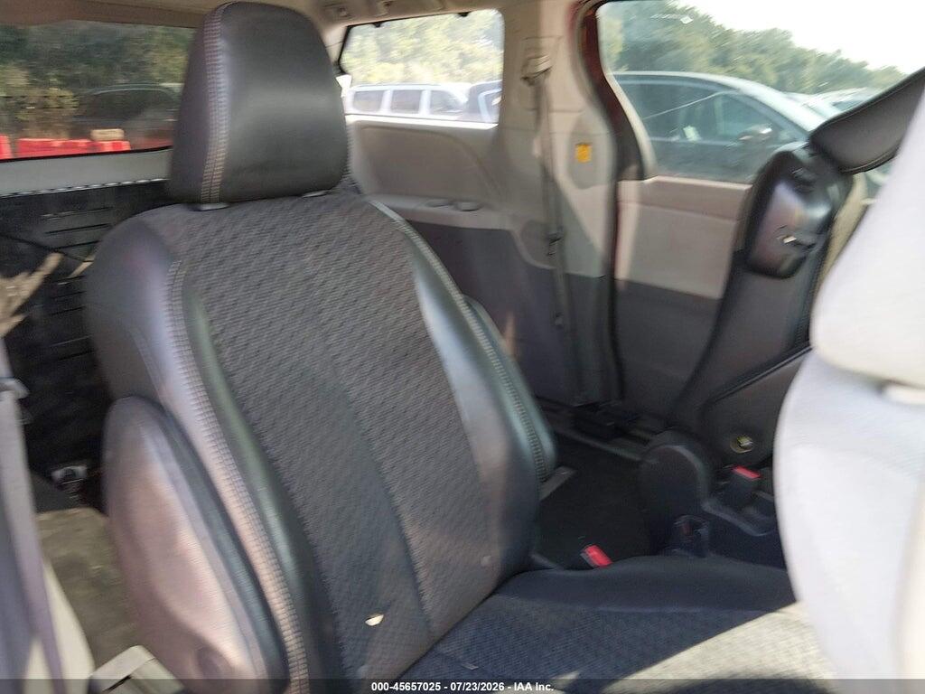 5TDZK3DC0CS256616 2012 TOYOTA SIENNA photo no. 8