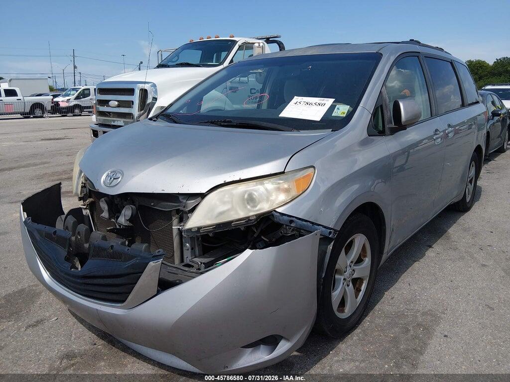 5TDKK3DC3CS219142 2012 TOYOTA SIENNA photo no. 2