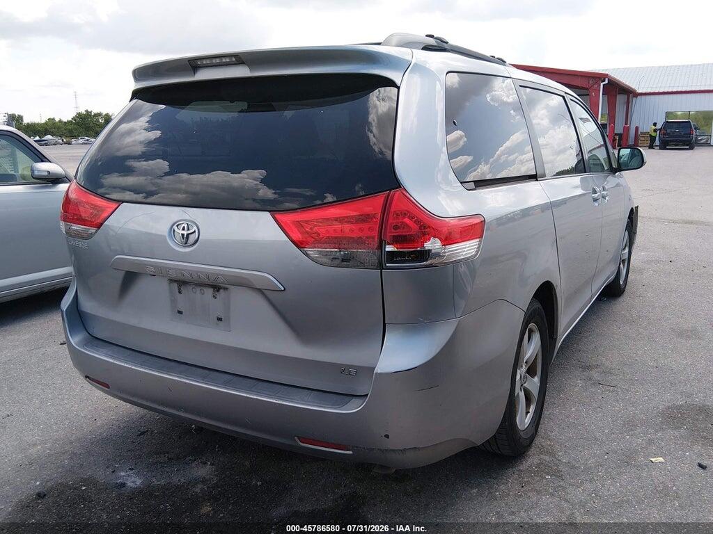5TDKK3DC3CS219142 2012 TOYOTA SIENNA photo no. 4