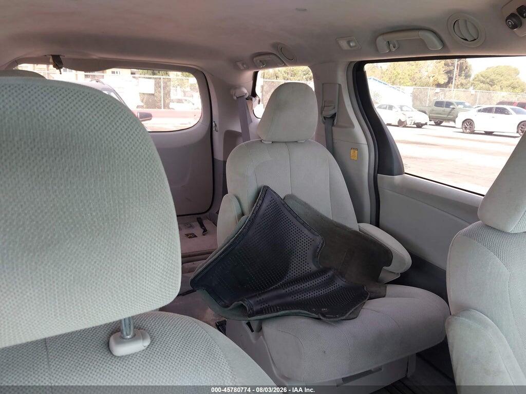 5TDZK3DC1CS277233 2012 TOYOTA SIENNA photo no. 8