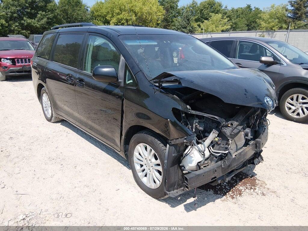 5TDYK3DC1CS226584 2012 TOYOTA SIENNA photo no. 1