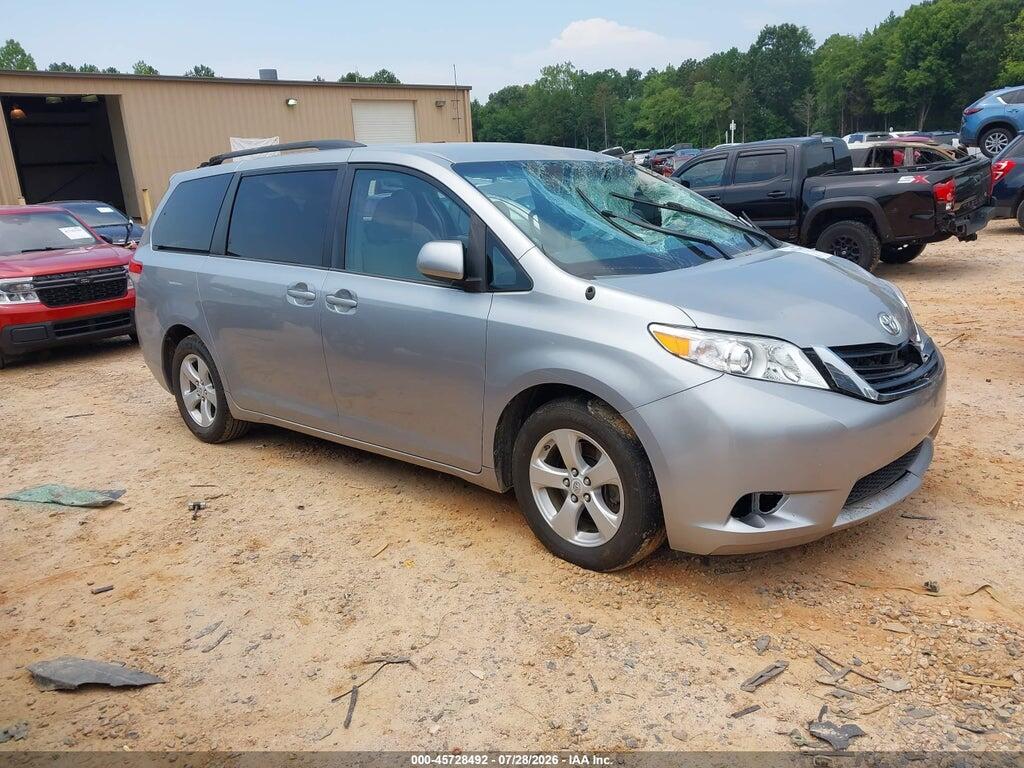 5TDKK3DC0CS240742 2012 TOYOTA SIENNA photo no. 1