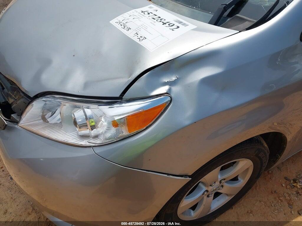 5TDKK3DC0CS240742 2012 TOYOTA SIENNA photo no. 6