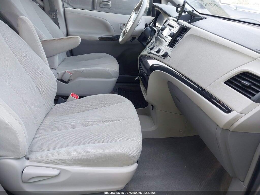 5TDKA3DCXCS015313 2012 TOYOTA SIENNA photo no. 5