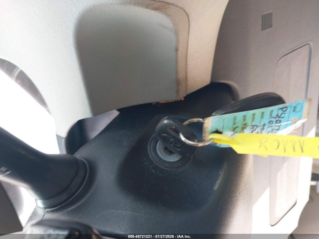 5TDKK3DCXCS245592 2012 TOYOTA SIENNA photo no. 11