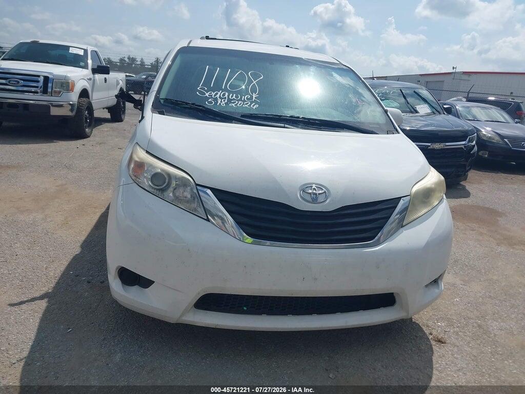 5TDKK3DCXCS245592 2012 TOYOTA SIENNA photo no. 12