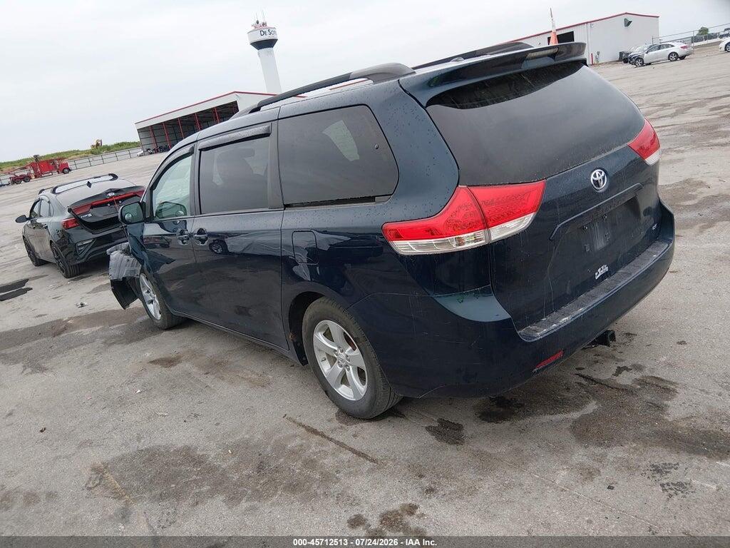 5TDKK3DCXCS246564 2012 TOYOTA SIENNA photo no. 3