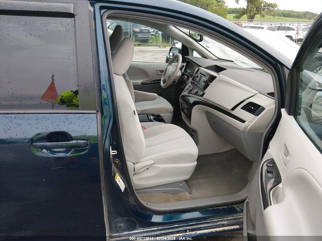 5TDKK3DCXCS246564 2012 TOYOTA SIENNA photo no. 5