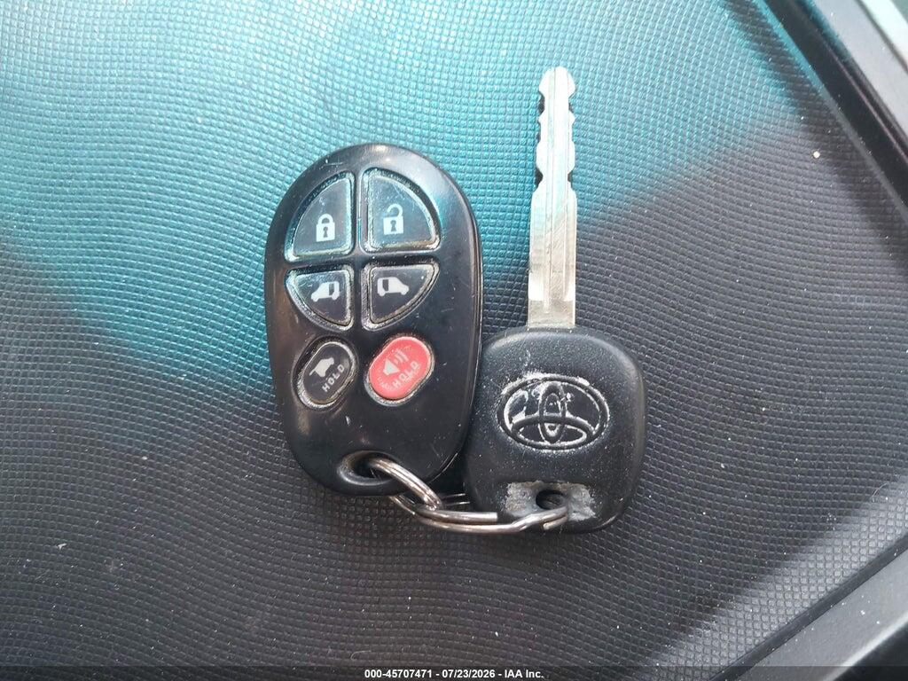 5TDYK3DC3CS239076 2012 TOYOTA SIENNA photo no. 11