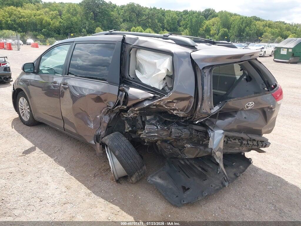 5TDYK3DC3CS239076 2012 TOYOTA SIENNA photo no. 3