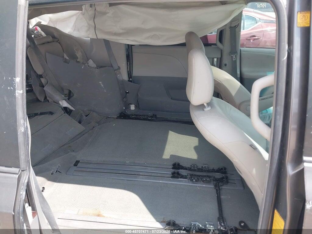 5TDYK3DC3CS239076 2012 TOYOTA SIENNA photo no. 8
