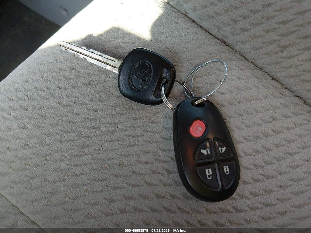 5TDKK3DC4CS257222 2012 TOYOTA SIENNA photo no. 11