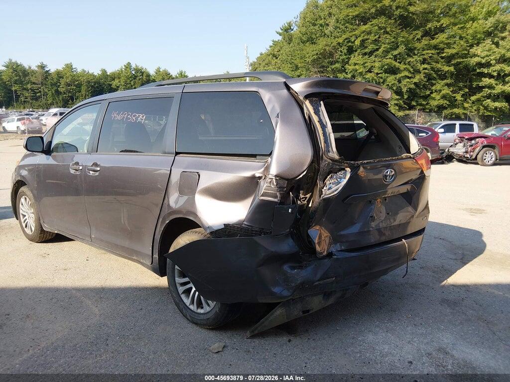 5TDKK3DC4CS257222 2012 TOYOTA SIENNA photo no. 6