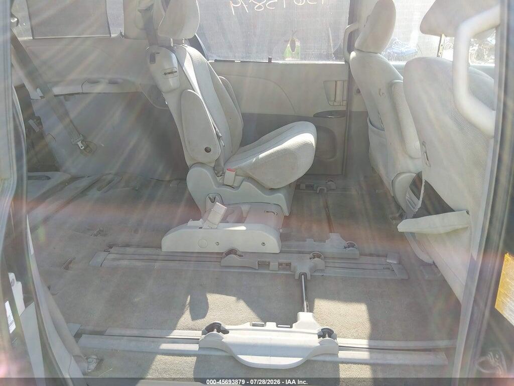 5TDKK3DC4CS257222 2012 TOYOTA SIENNA photo no. 8