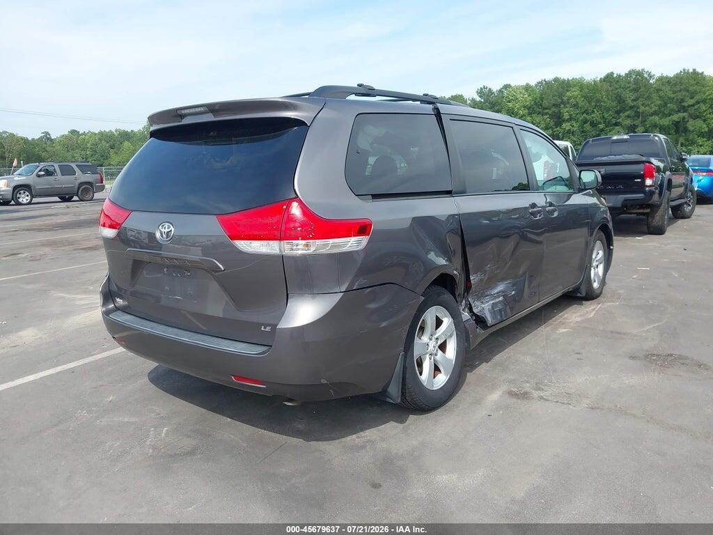 5TDKK3DC8CS218293 2012 TOYOTA SIENNA photo no. 4