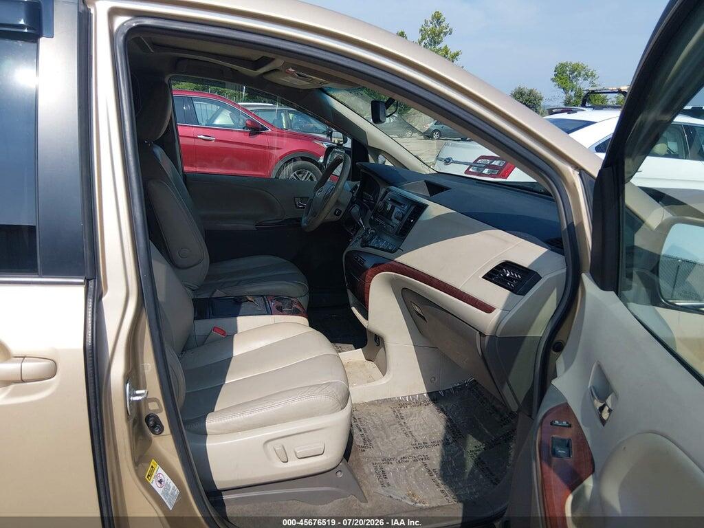 5TDYK3DC5CS183710 2012 TOYOTA SIENNA photo no. 5