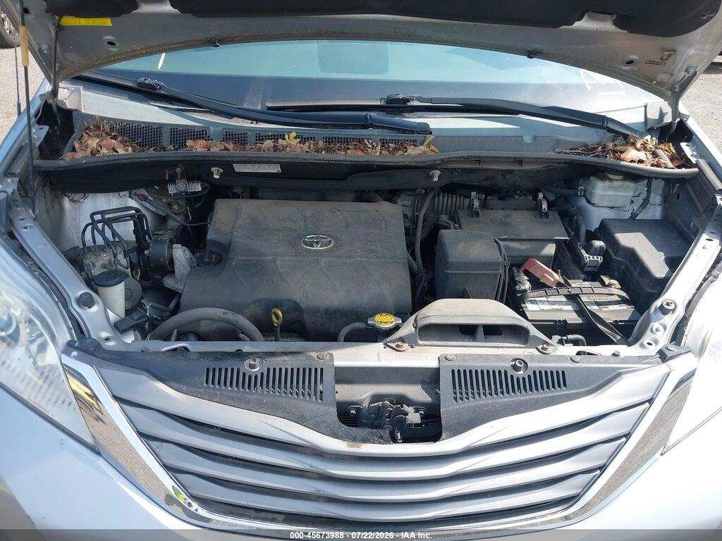 5TDYK3DC2CS279763 2012 TOYOTA SIENNA photo no. 10